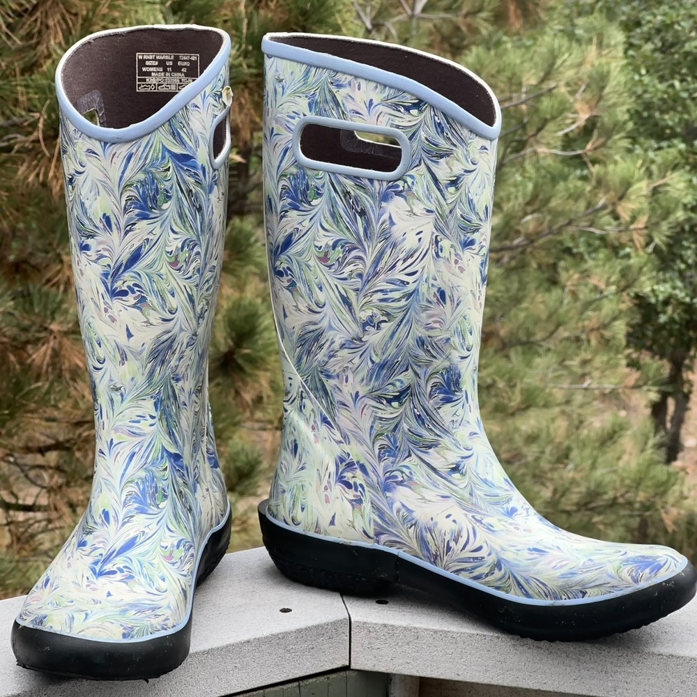 Bogs Rain Boots Womens Size 11 / 42 Blue Marble Waterproof Classic Tall Winter